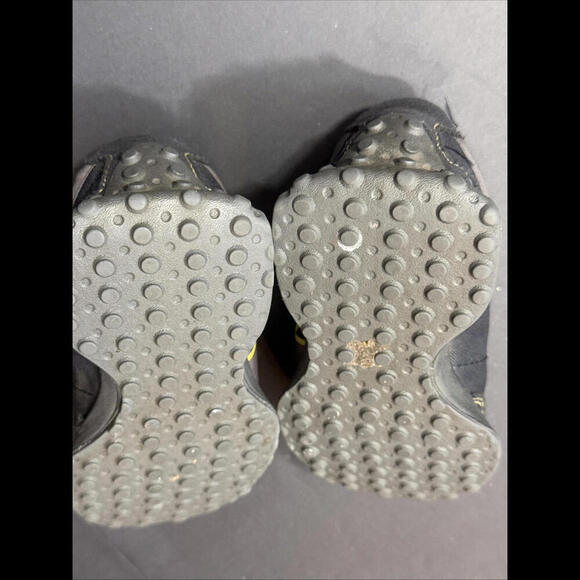 New Balance 327 Toddler Size 5C Black Red Athletic Walking Preppy Shoes Sneakers - Picture 8 of 15